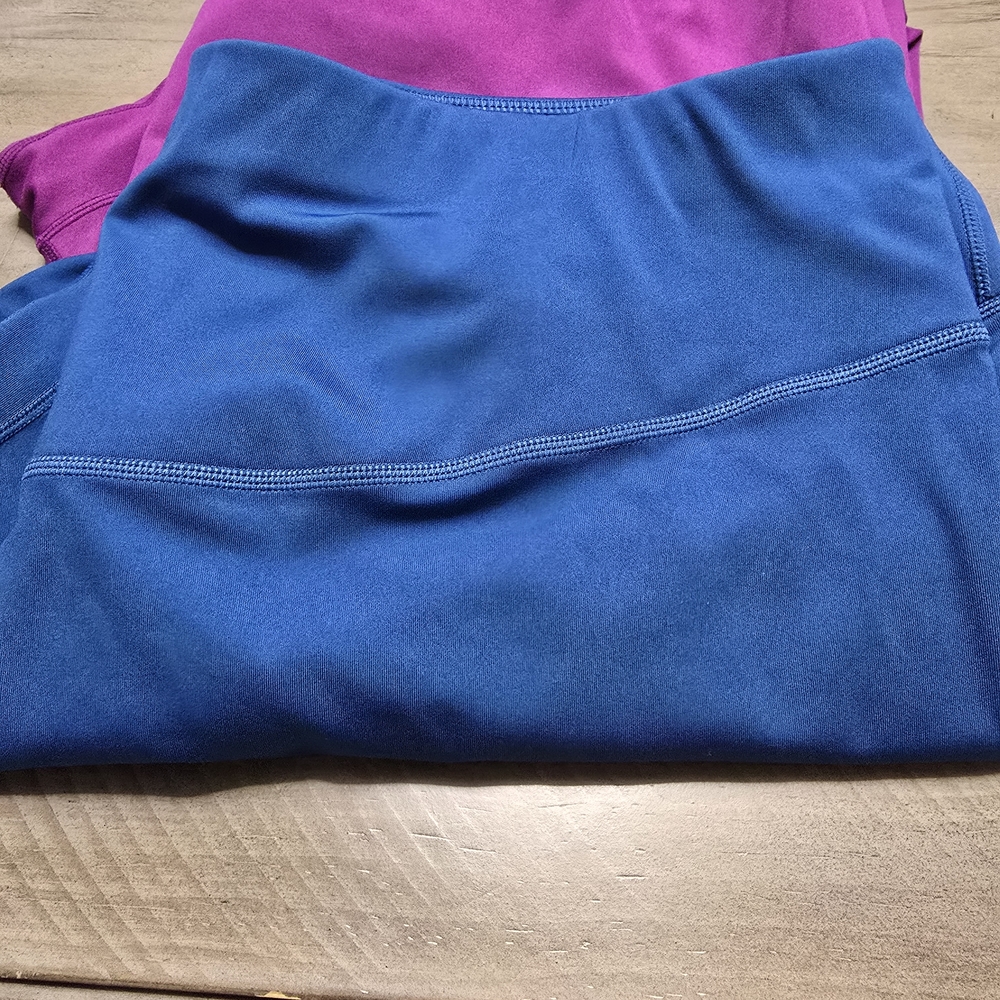 Nike Women's Blue and Pink Leggings